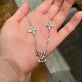 [原單對版] (配全套包裝) LOUISVUITTON以 經典花紋圖案設計 雙