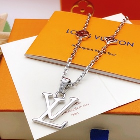 [原單對版] (配全套包裝) [Lv最新款 銀色光面項鍊]