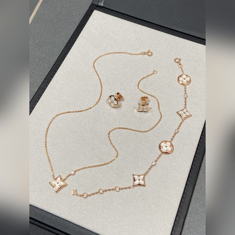 [原單對版]項鍊+手鍊+ 耳釘 LV四花項鍊，白貝項鍊