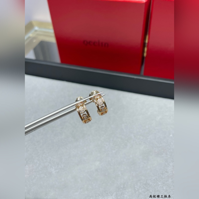 V金材質 5140210 麒麟圓圈葫蘆兩邊無鑽耳釘，福祿永恒-以圓鼓為靈感的Qe