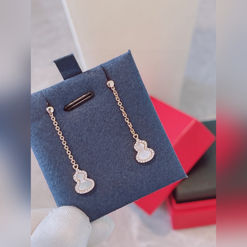 Qeeline麒麟小葫蘆紅瑪瑙耳釘  葫蘆諧音 福祿 ，寓意有福！真金定制非