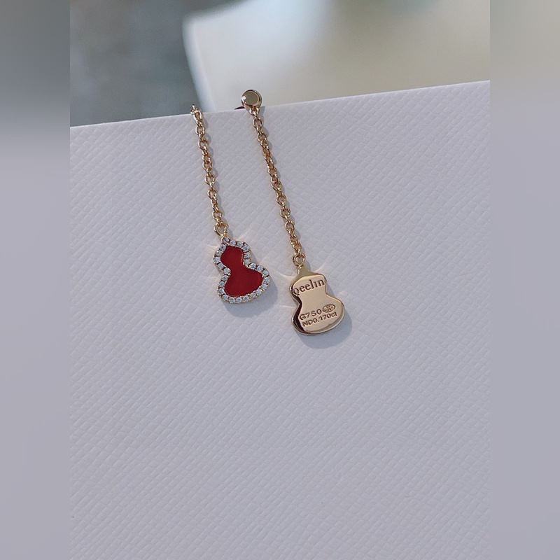 Qeeline麒麟小葫蘆紅瑪瑙耳釘  葫蘆諧音 福祿 ，寓意有福！真金定制非