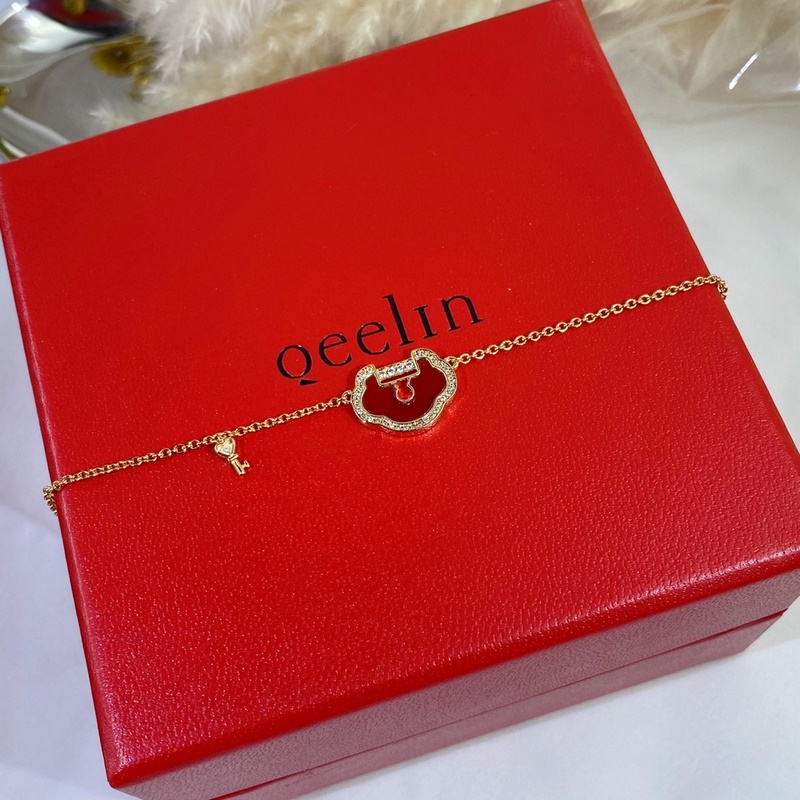 V金鍍咪金 5140260 麒麟大號如意鎖手鍊 時尚與傳統相結合的一款 不會滿大