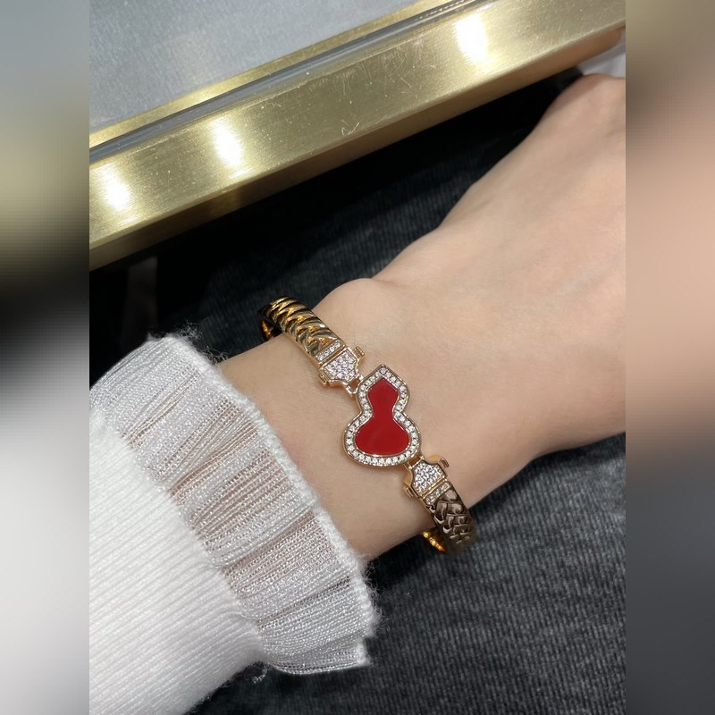 V金材質 qeelin麒麟編織紋紅瑪瑙葫蘆手鐲 超Q款 簡約的線條刻畫Wulu優