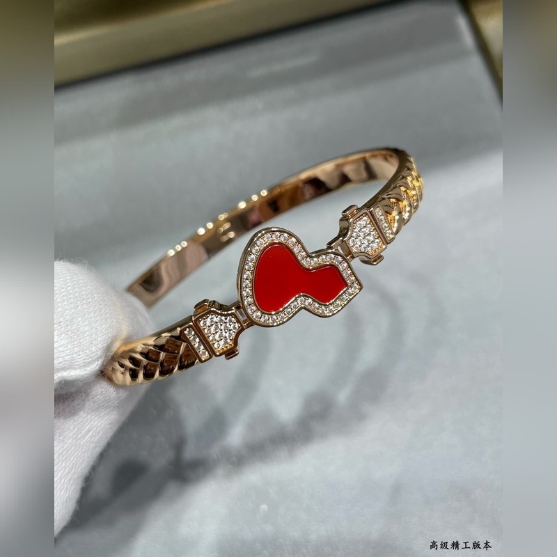 V金材質 qeelin麒麟編織紋紅瑪瑙葫蘆手鐲 超Q款 簡約的線條刻畫Wulu優