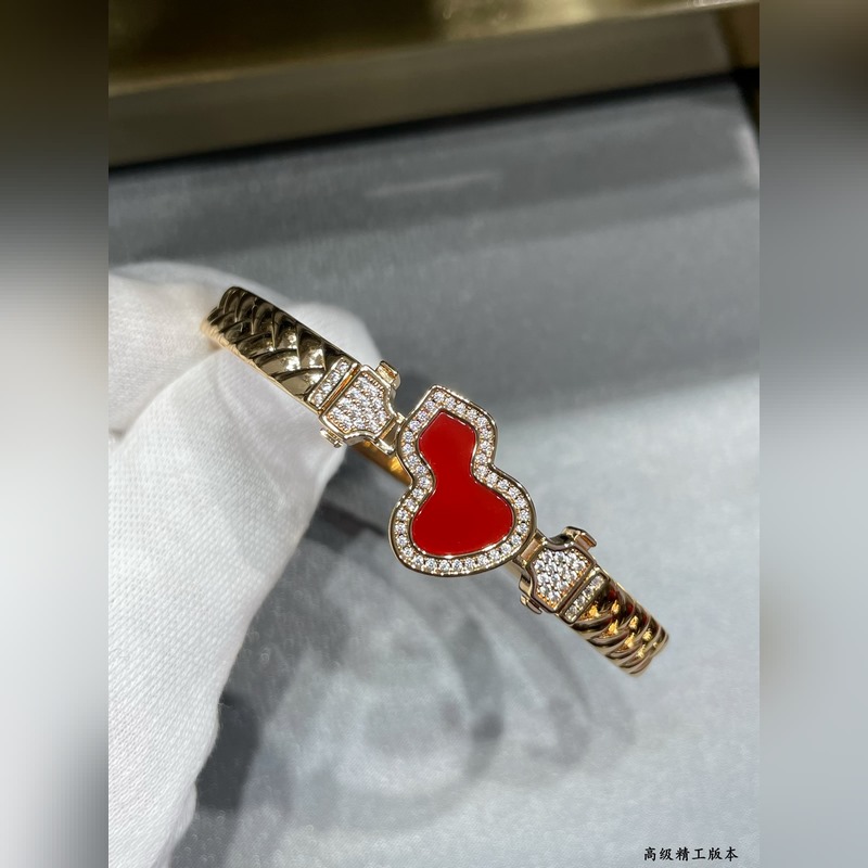 V金材質 qeelin麒麟編織紋紅瑪瑙葫蘆手鐲 超Q款 簡約的線條刻畫Wulu優