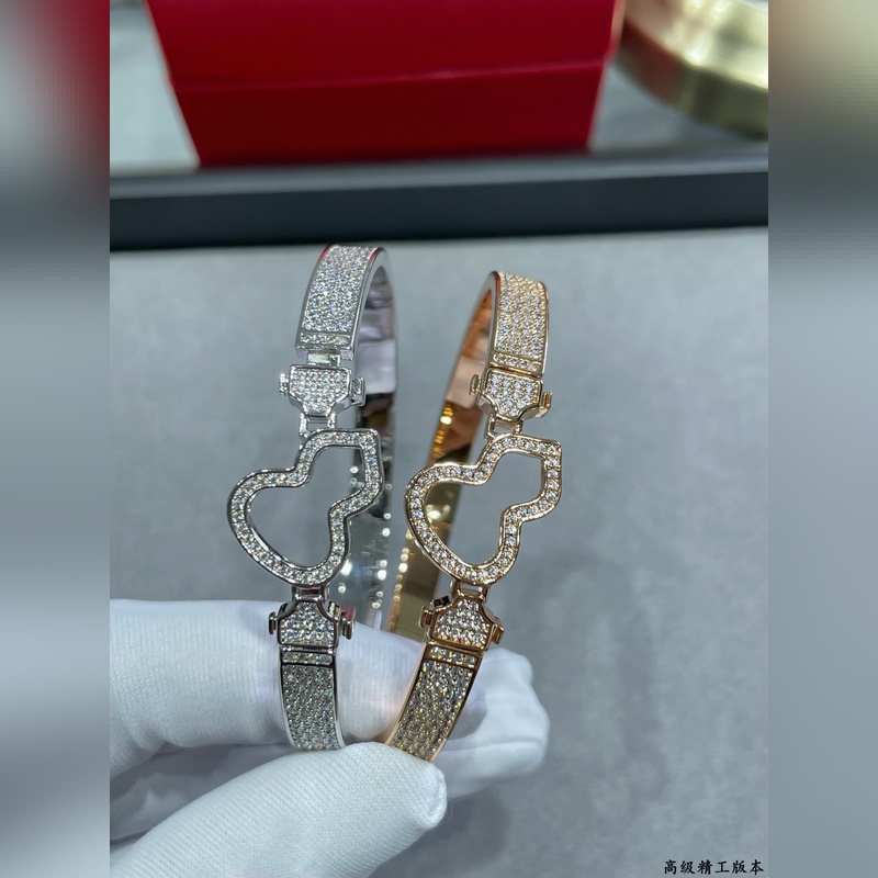 V金材質 qeelin麒麟滿鑽葫蘆手鐲 超Q款 簡約的線條刻畫Wulu優美的形