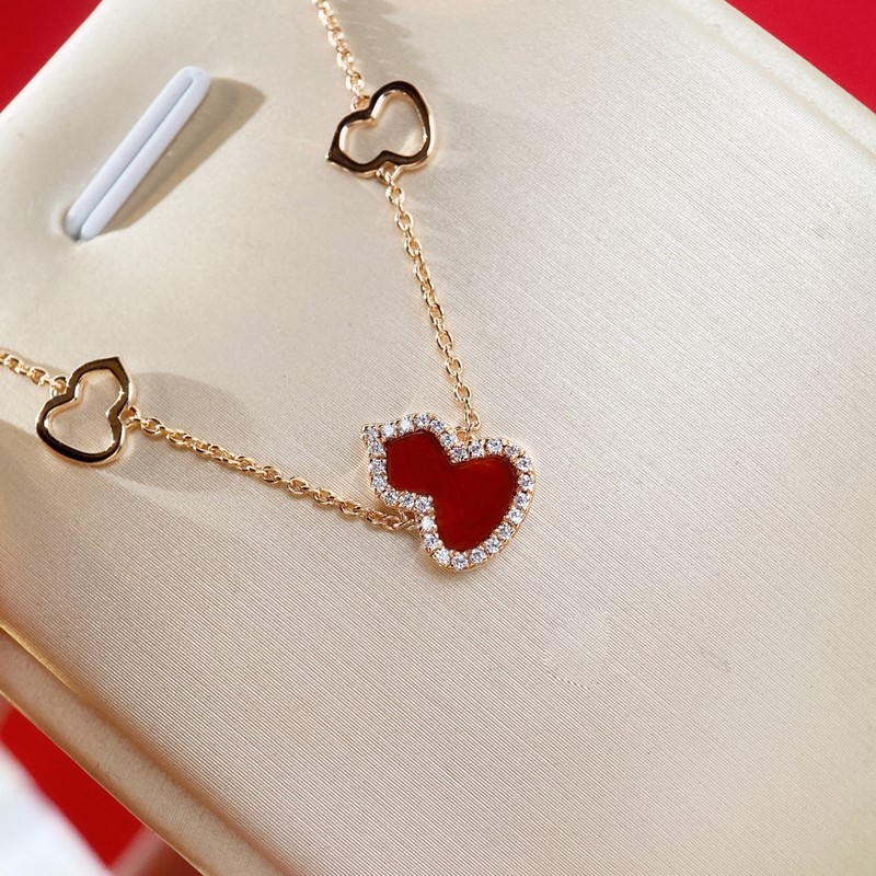 [專櫃對版] 麒麟葫蘆手鍊！ 今年葫蘆元素各種火熱[奸笑]葫蘆諧音 福祿 ，寓意