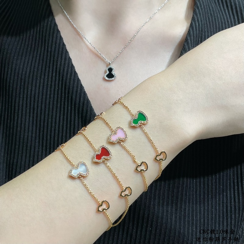 麒麟迷你粉葫蘆手鍊，招財旺運 高顔值 上身效果很贊 很百搭，小而精緻