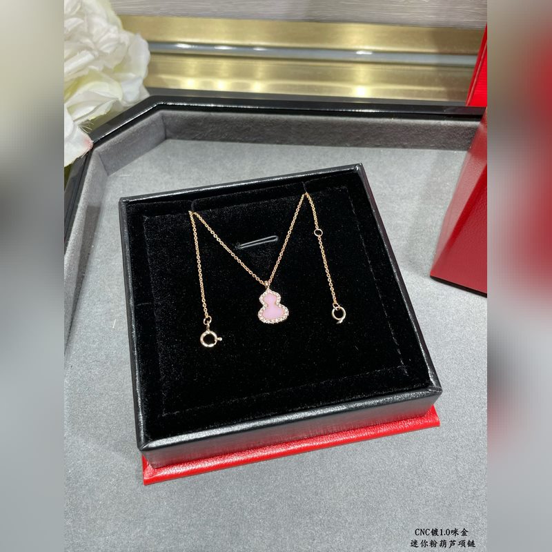 V金鍍咪金 5110190。麒麟迷你粉葫蘆項鍊，高顔值 上身效果很贊 很百搭哦