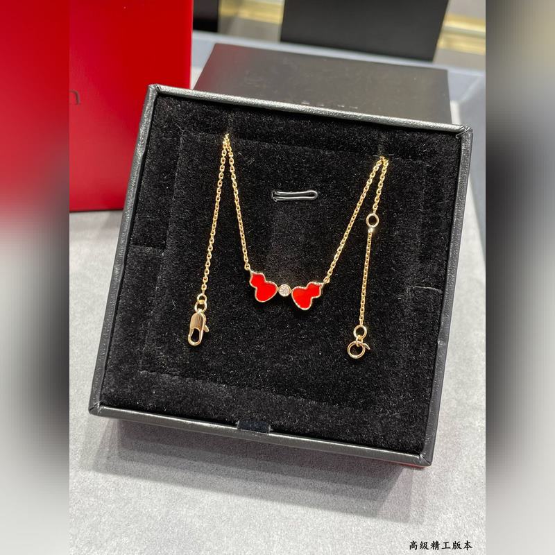 V金材質 4670190 麒麟紅瑪瑙雙葫蘆項鍊，簡約的線條刻畫Wulu優美的形態