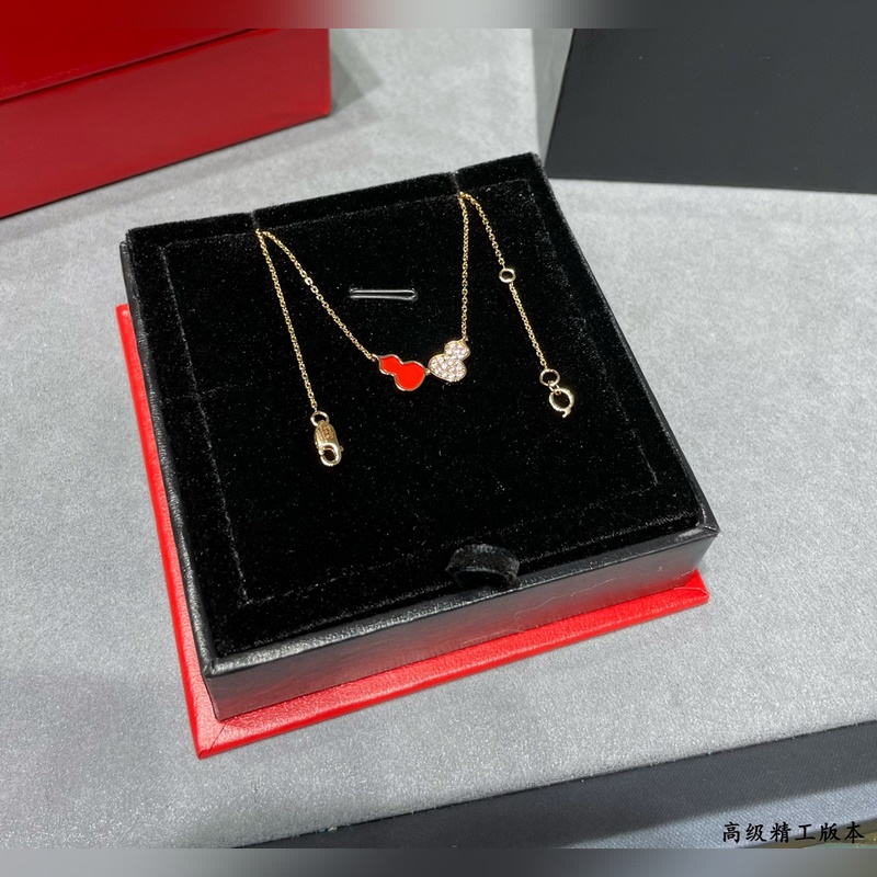 V金材質 4670190(紅 鑽)wulu麒麟雙葫蘆項鍊 超Q款 簡約的線條刻畫