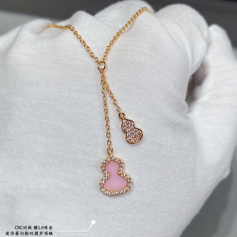 V金材質 4670210 qeelin麒麟迷你蛋白粉雙葫蘆項鍊，簡約的線條刻畫W