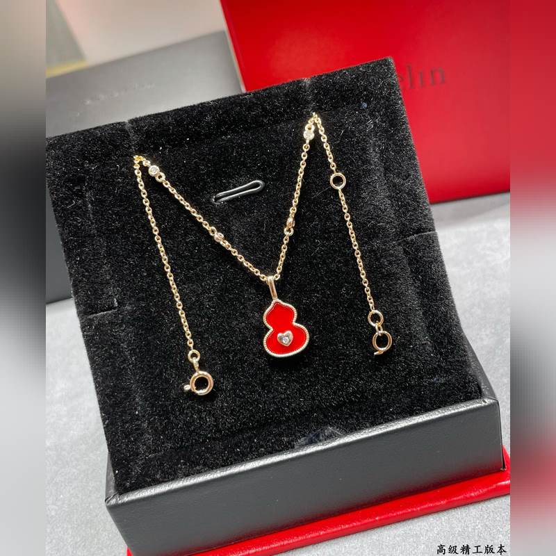 V金材質 4670230 qeelin麒麟紅葫蘆帶心形項鍊，簡約的線條刻畫Wul