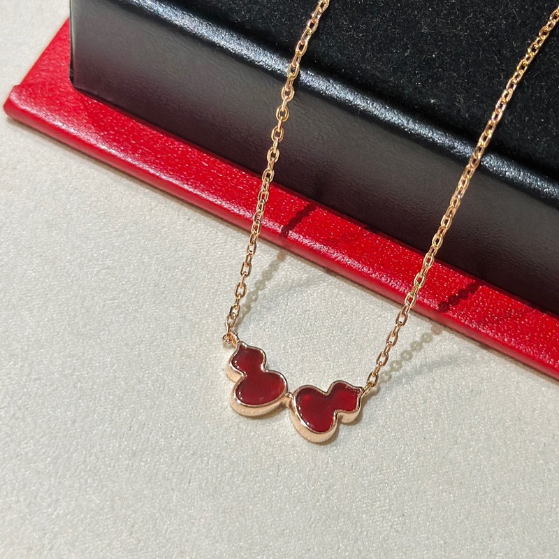 Double Wulu 麒麟 紅瑪瑙 雙葫蘆 項(xiàng)鍊 繾綣相依，讓美好成雙出現(xiàn)，心