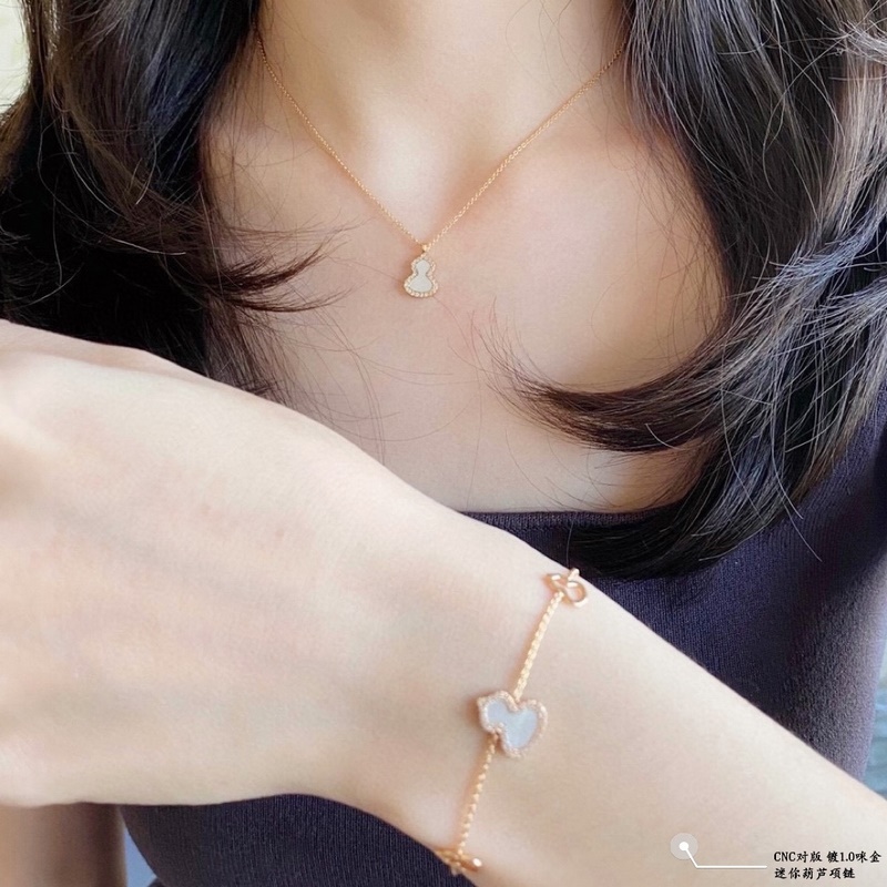 [原單對版](配全套包裝) 麒麟迷你葫蘆項鍊，高顔值 上身效果很贊 很百搭哦 小