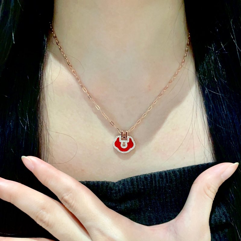 [原單對版] (配全套包裝) 麒麟mini如意項鍊 時尚與傳統相結合的一款 不會