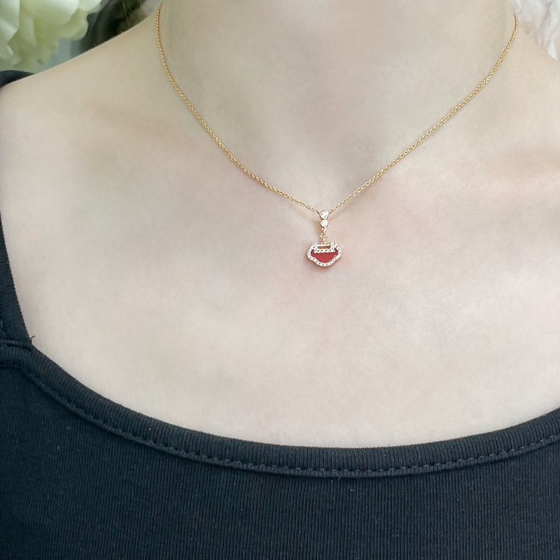 [原單對版] (配全套包裝) 麒麟mini如意項鍊 時尚與傳統相結合的一款 不會