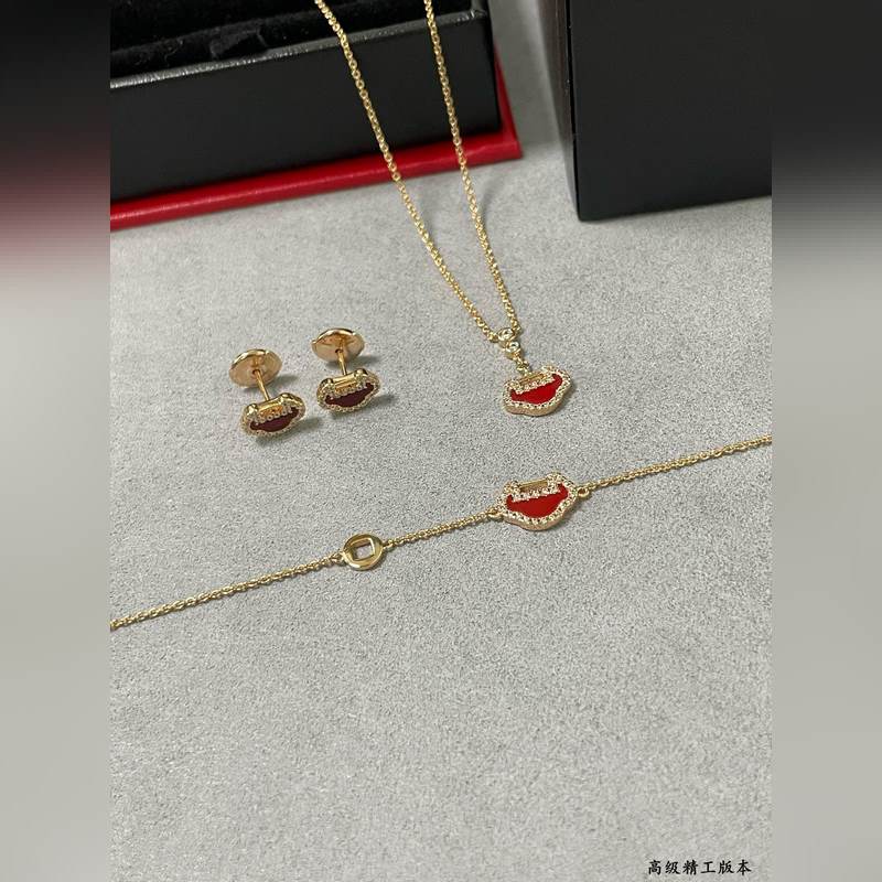 [原單對版] (配全套包裝) 麒麟mini如意項鍊 時尚與傳統相結合的一款 不會