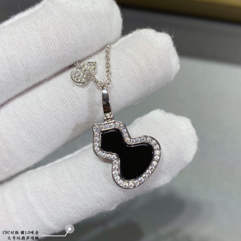 [原單對(duì)版] (配全套包裝) 麒麟大號(hào)雙葫蘆項(xiàng)鍊，高顔值 上身效果很贊 很百搭哦