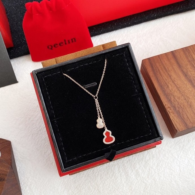 [原單對版] (配全套包裝) Qeelin麒麟綠翡翠雙葫蘆項鍊 麒麟新款，全網