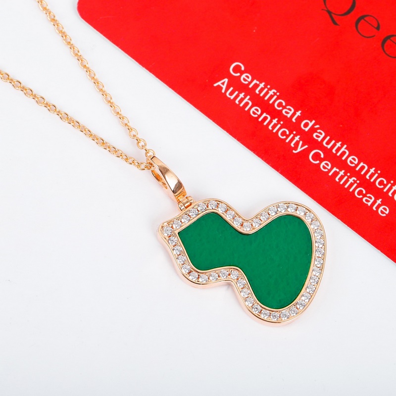 Qeeli@麒麟葫蘆珠寶采用 中國元素與現代設計融合，紅色的瑪瑙配合Wulu的形