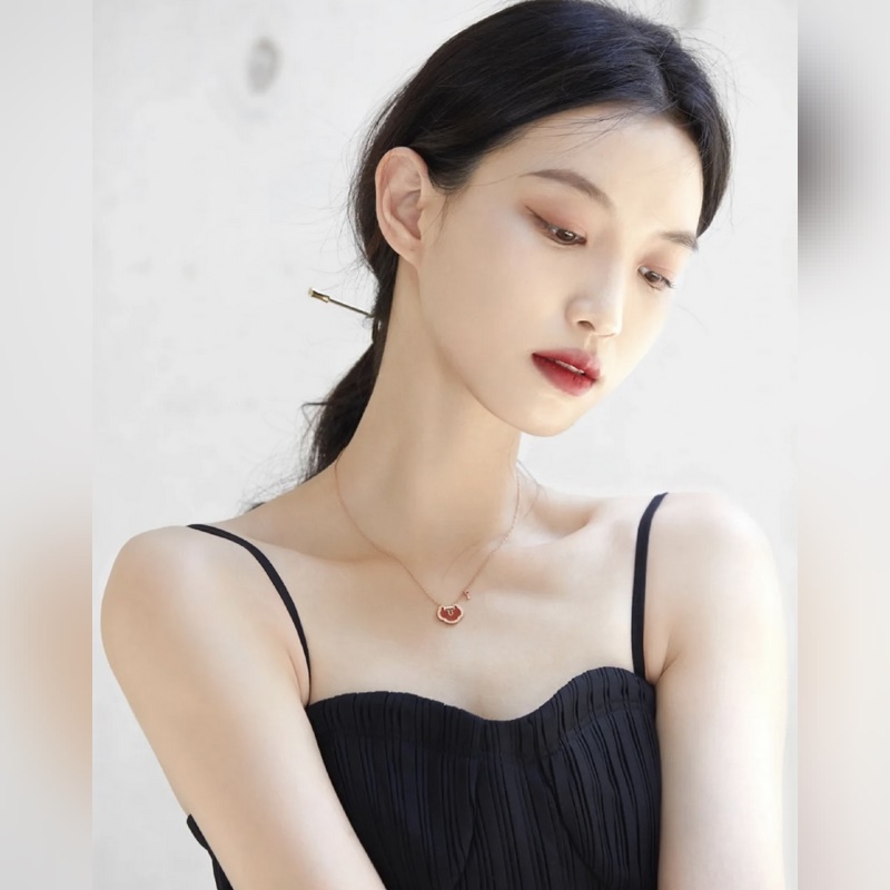 V金鍍咪金 5140270 麒麟大號(hào)如意鎖項(xiàng)鍊 時(shí)尚與傳統(tǒng)相結(jié)合的一款 不會(huì)滿大