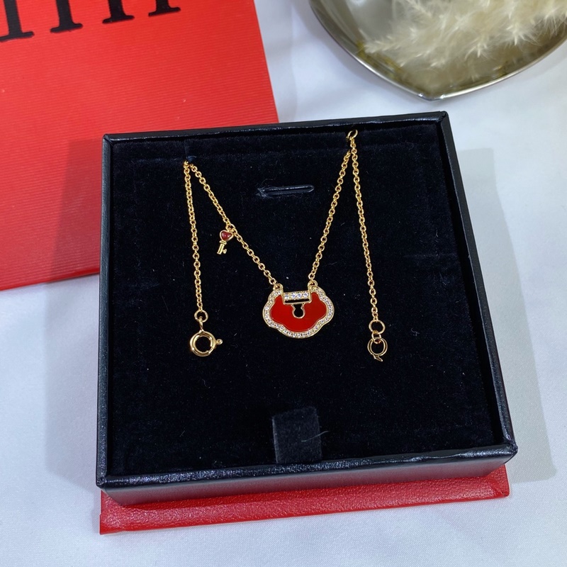 V金鍍咪金 5140270 麒麟大號(hào)如意鎖項(xiàng)鍊 時(shí)尚與傳統(tǒng)相結(jié)合的一款 不會(huì)滿大