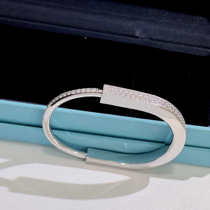 [原單對(duì)版] (配全套包裝) Tiffany 蒂芬妮 新款火爆登場(chǎng) U型鎖 雙