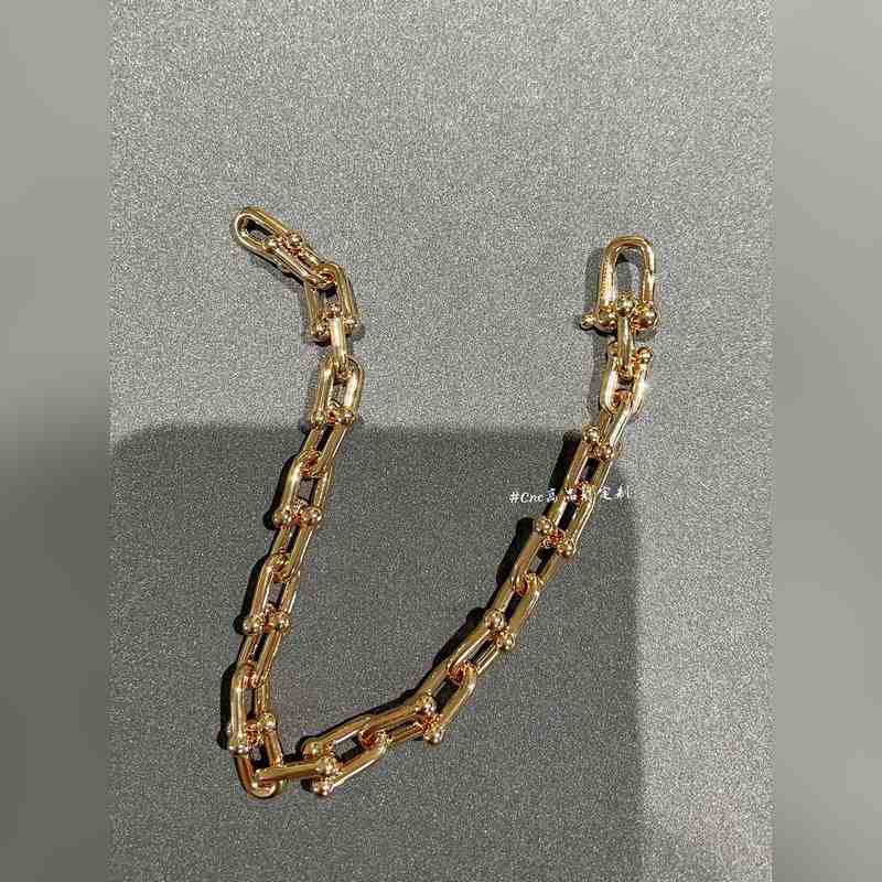 [原單對版] (配全套包裝) Tiffany 蒂芬妮經典新款馬蹄手鍊。