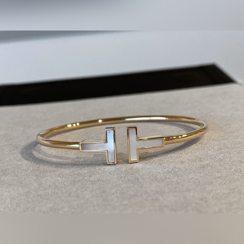 [原單對版] (配全套包裝) Tiffany 蒂芬妮經典全白貝雙T手鐲