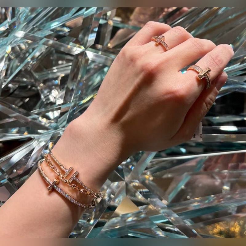 [原單對版](配全套包裝) Tiffany 蒂芬妮 新款 T1系列滿鑽 窄版 手