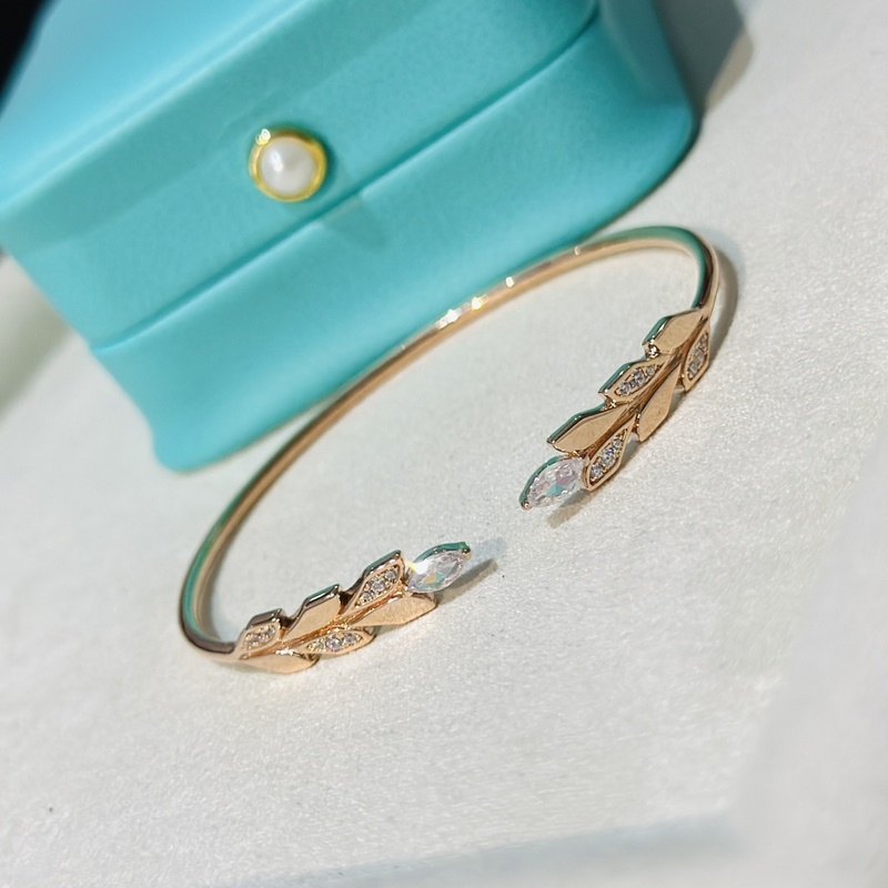 Tiffany 蒂芬妮 新款Paper Flowers花韻系列 葉子手鐲 超精工