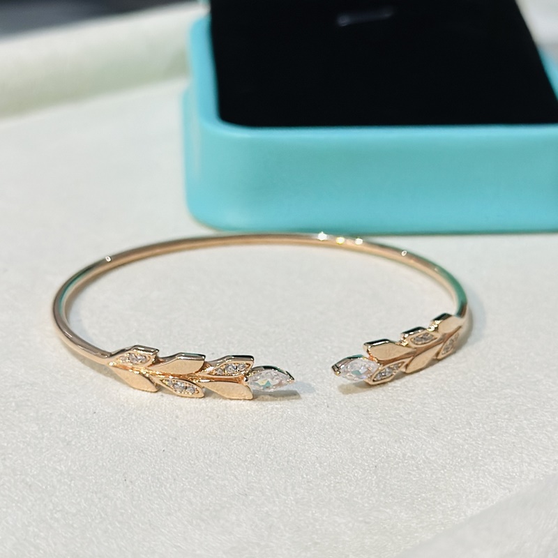 Tiffany 蒂芬妮 新款Paper Flowers花韻系列 葉子手鐲 超精工