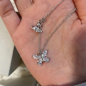 西太後新款土星蝴蝶項鍊。