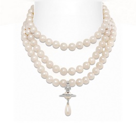 [新品上架]西太後水滴形吊墜三層珍珠項鍊 [VivienneWestwood]