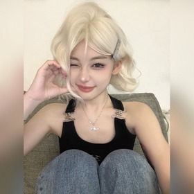 上身圖參考 又酷又溫柔 別針滿鑽土星項鍊 Vivienne Westwood