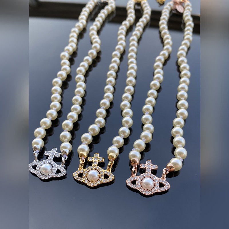 西太後項(xiàng)鍊 VIVIENNE WESTWOOD 土星鑲鑽珍珠項(xiàng)鍊 白金 黃金色