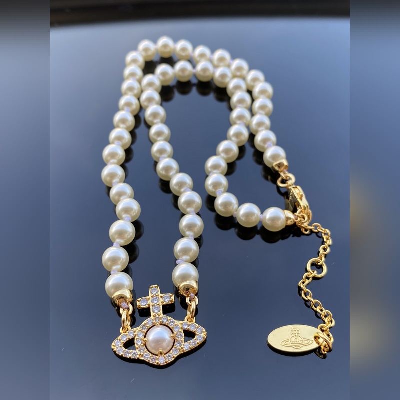 西太後項(xiàng)鍊 VIVIENNE WESTWOOD 土星鑲鑽珍珠項(xiàng)鍊 白金 黃金色