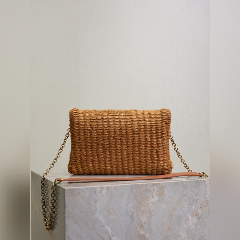 Calypso 麻繩編織鍊條包_ 全新推出一款鍊條手拿包 純手工麻繩編織設計 有