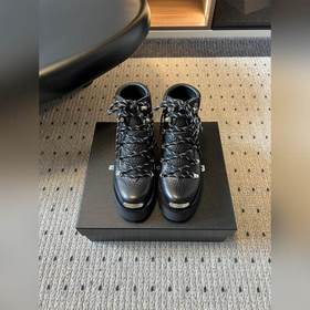 頂級品質 Alexander Wang 登山風系帶短靴 融合戶外登山靴的功能