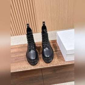 CELINE BULKY 思琳秋冬新款系列錦綸帆布短靴配亮澤牛皮馬丁靴，圓潤造型