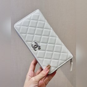 3726 進口複古24K電鍍五金，色澤光滑铮亮，拉鍊順滑易拉，閉合不卡鍊，标志性