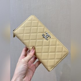 3726 進口複古24K電鍍五金，色澤光滑铮亮，拉鍊順滑易拉，閉合不卡鍊，标志性