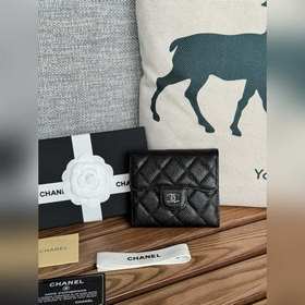 CF短三折錢包到貨！ chanel 香奶奶卡位6個， 後面有零錢包，放2000毛