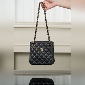 頂級進口原廠皮 所見即所得！ Chanel 25c mini tote 黑金荔