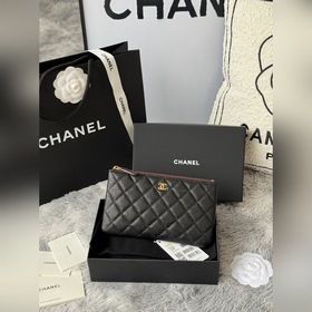 CHANEL 手拿包原單品質可放銀行卡 頭層牛皮 新款球紋菱格零錢包，手拿随身包