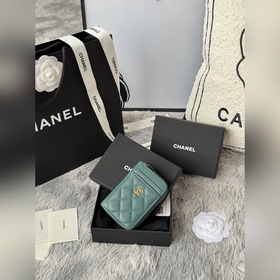 chanel -新款小拉鍊零錢包，這款小單拉卡包前幅後幅都增加了卡位！滿足用卡需