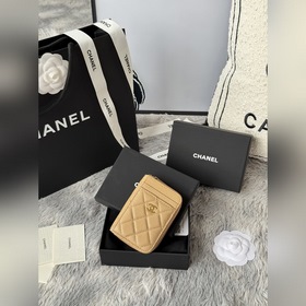 chanel -新款小拉鍊零錢包，這款小單拉卡包前幅後幅都增加了卡位！滿足用卡需