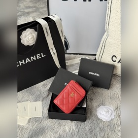 chanel -新款小拉鍊零錢包，這款小單拉卡包前幅後幅都增加了卡位！滿足用卡需